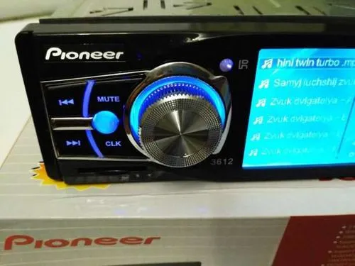 Автомобильное радио Pioneer
