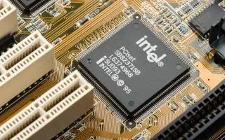 Микропроцессор Intel